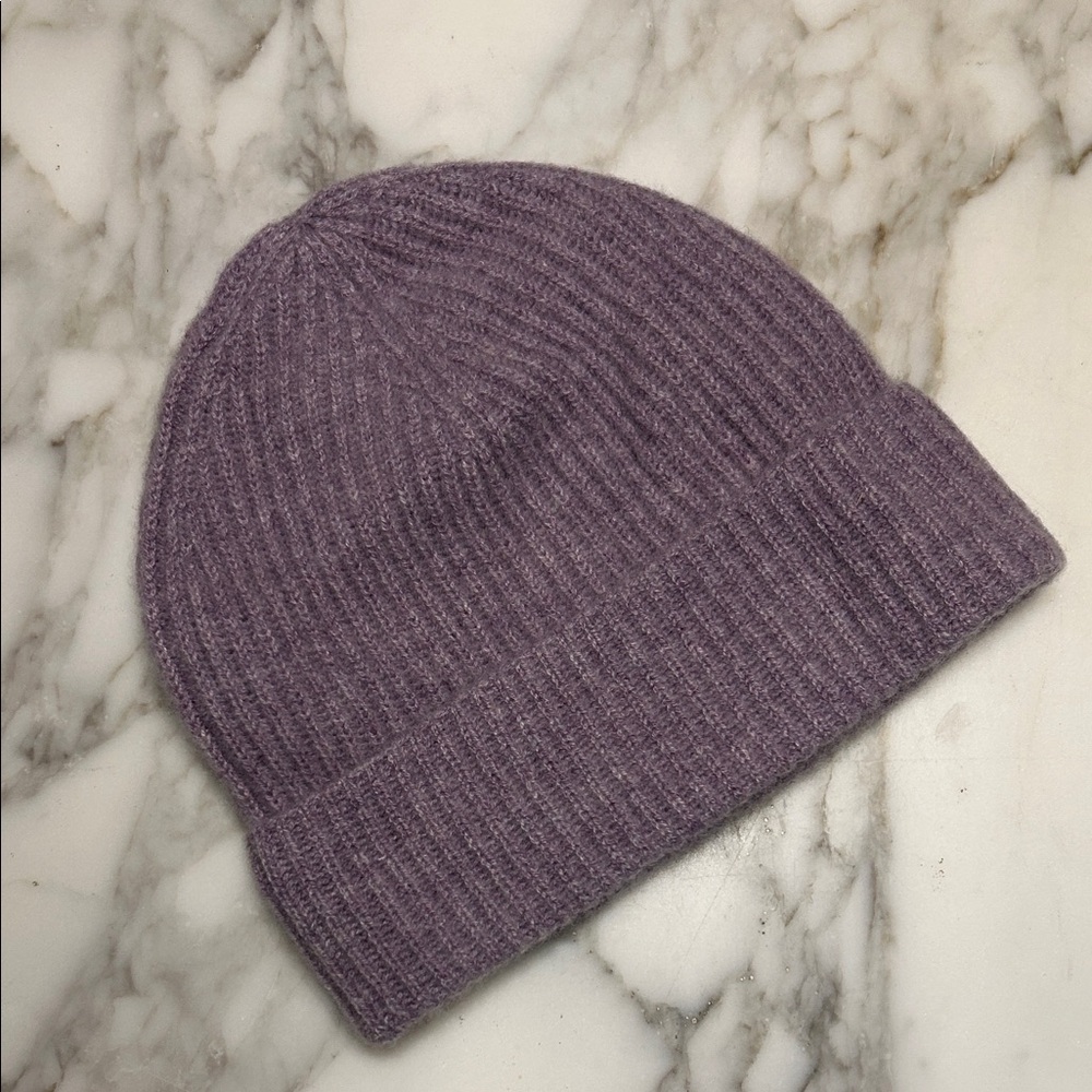 NWT - NAADAM lilac cashmere Beanie